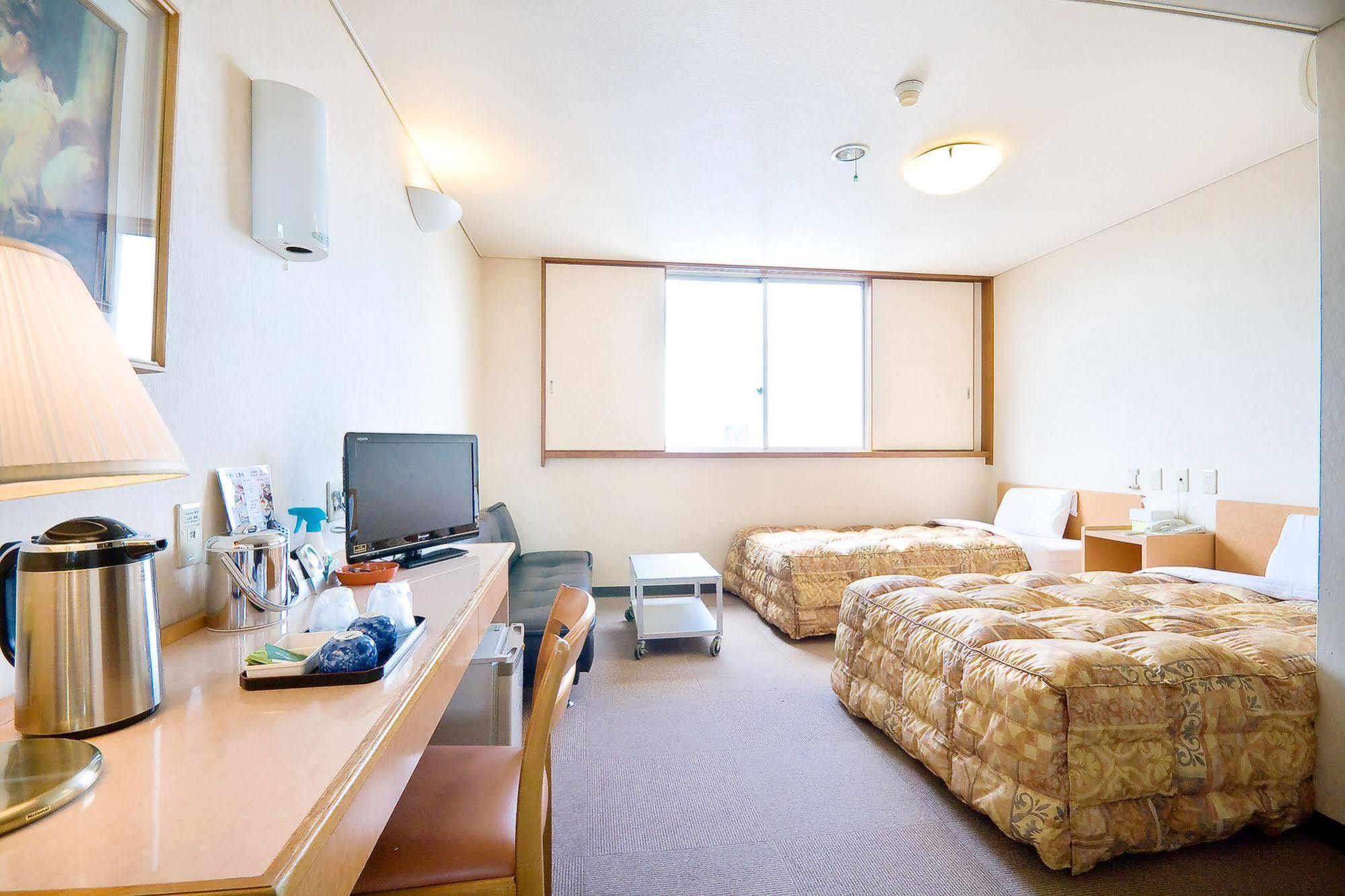 Hotel Kikusui Imabari Railway Station Exteriör bild